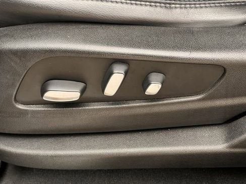 Used 2018 Cadillac XT5 Premium Luxury image 22