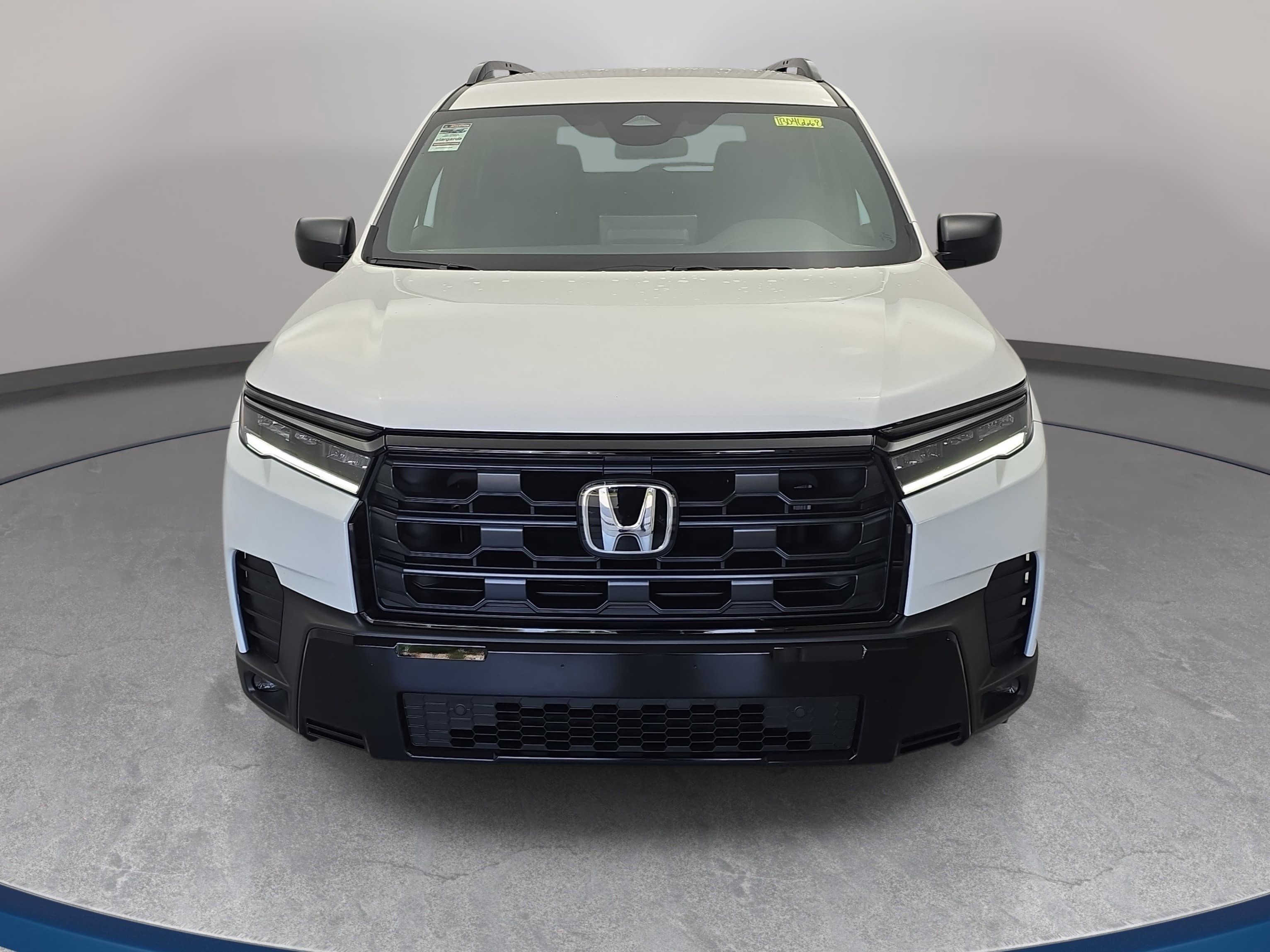 New 2026 Honda Pilot Sport image 2