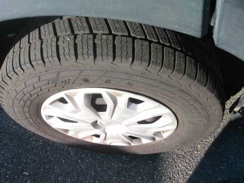 Used 2023 Ford Transit 350 148 Low Roof Wagon image 10