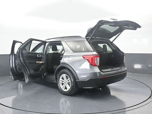 Used 2023 Ford Explorer XLT image 78