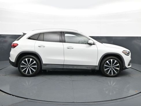 Used 2021 Mercedes-Benz GLA 250 4MATIC image 8