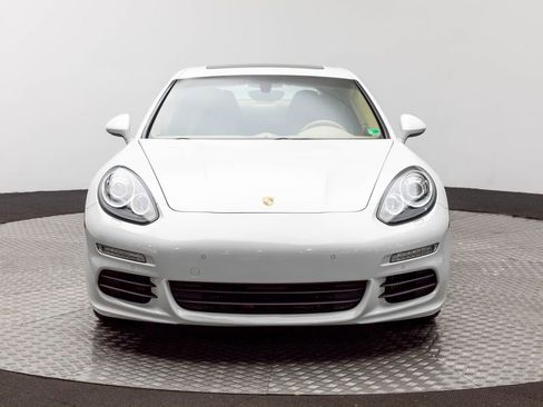 Used 2015 Porsche Panamera S w/ Premium Package Plus image 3
