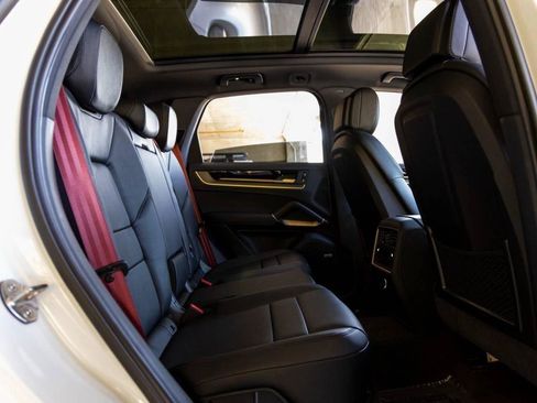 New 2025 Porsche Cayenne S image 65