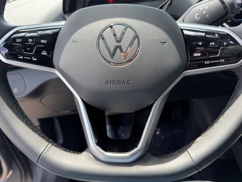 New 2026 Volkswagen ID.4 Pro RWD image 19