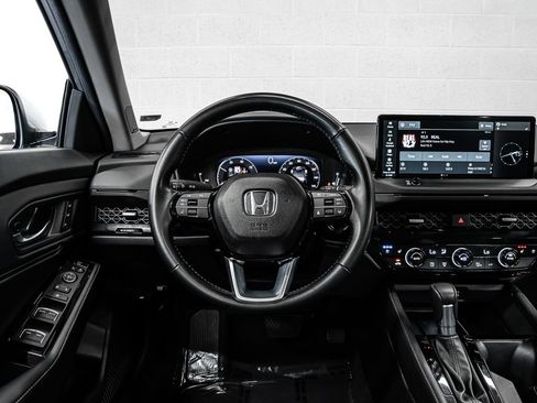 Used 2024 Honda Accord Touring image 21