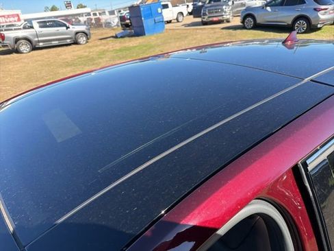 Used 2020 Ford Edge Titanium w/ Equipment Group 301A image 8