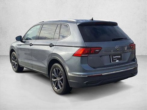 Used 2022 Volkswagen Tiguan SE image 7