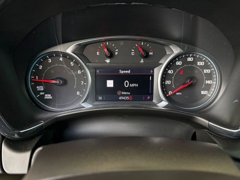 Used 2022 Chevrolet Equinox RS w/ RS Leather Package FWD image 19