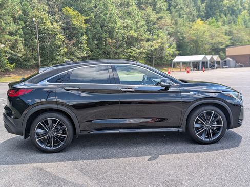 Used 2023 INFINITI QX55 Essential AWD/4WD image 10