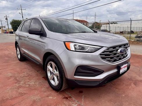 Used 2022 Ford Edge SE AWD/4WD image 3
