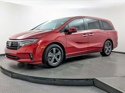 Used 2023 Honda Odyssey EX image 2