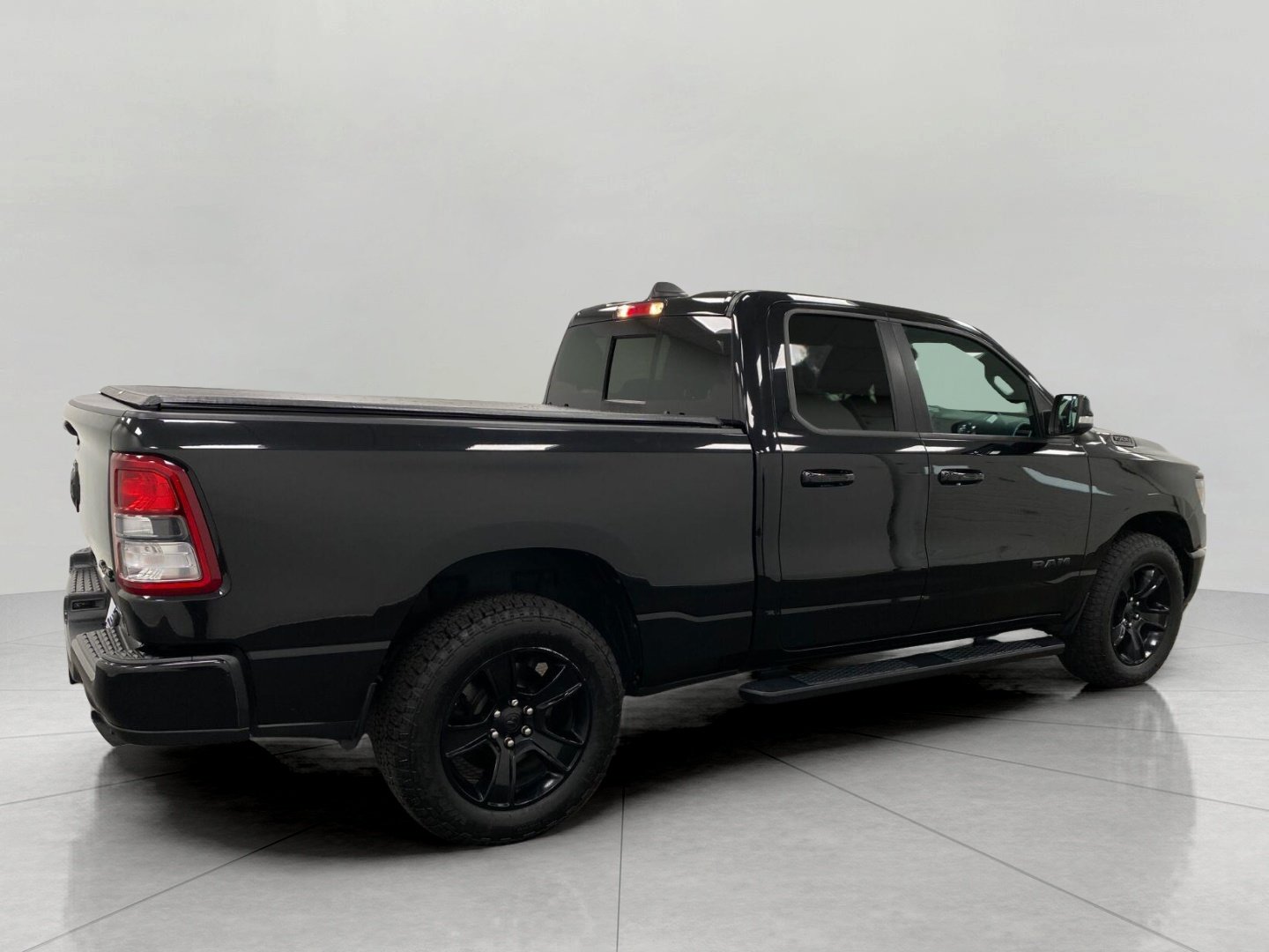 Used 2021 RAM 1500 Big Horn AWD/4WD image 3