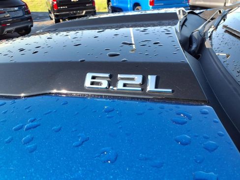 Used 2023 Chevrolet Silverado 1500 LT Trail Boss w/ LT Trail Boss Premium Package image 30