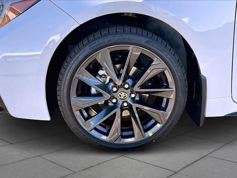 Certified 2026 Toyota Corolla SE image 9