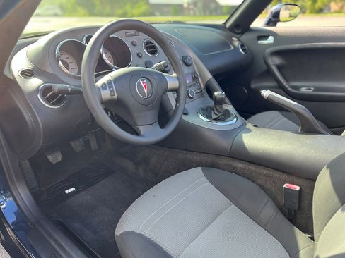 Used 2006 Pontiac Solstice Convertible w/ Power Package image 28