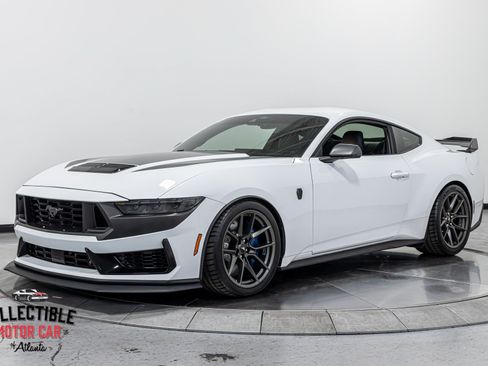 Used 2024 Ford Mustang Dark Horse w/ Dark Horse Handlin Package RWD image 10