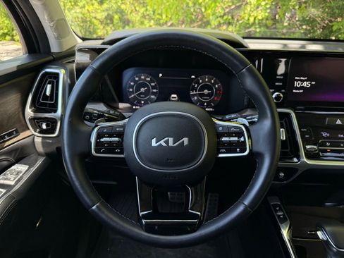 Certified 2023 Kia Sorento SX Prestige AWD/4WD image 28
