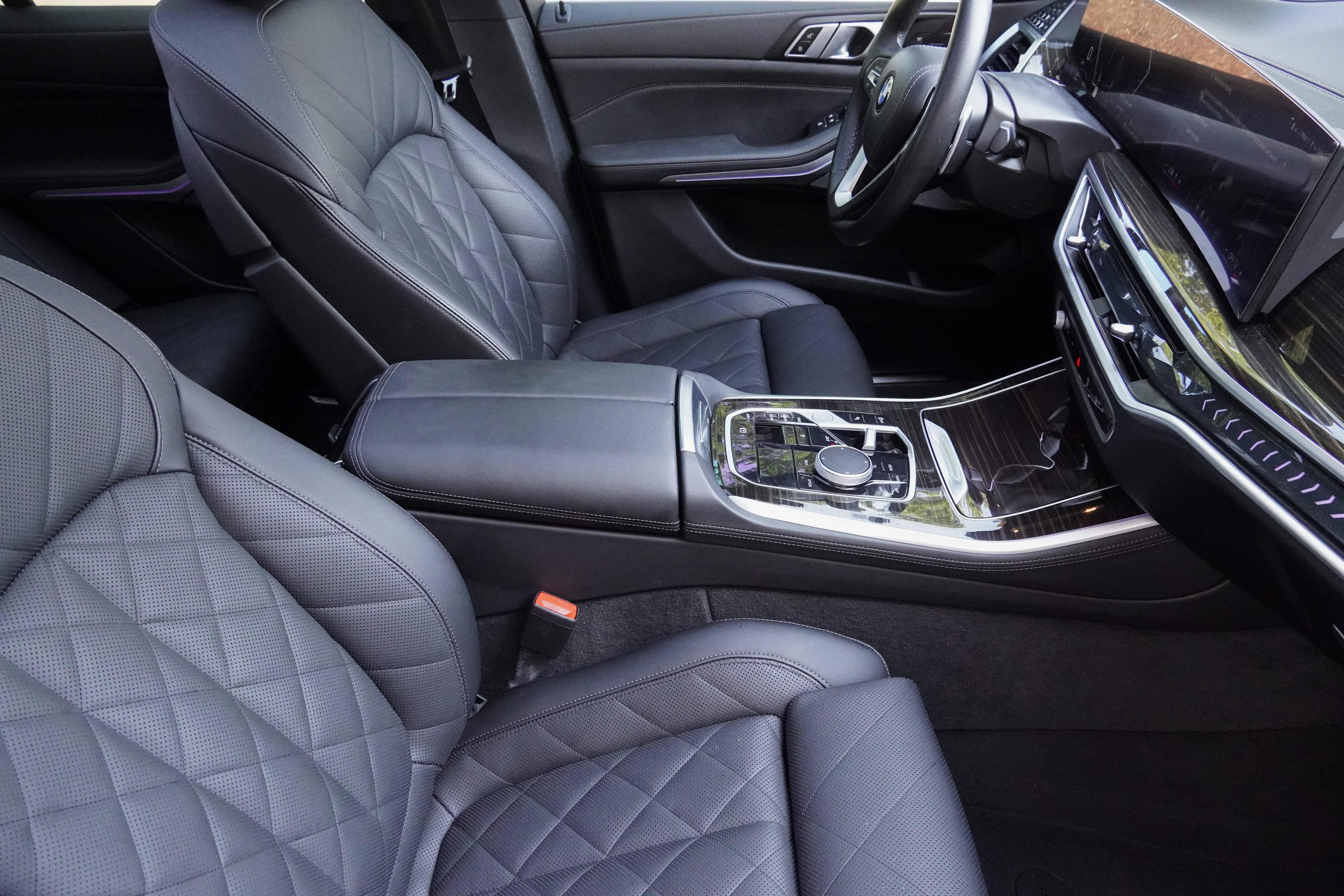 Certified 2025 BMW X5 sDrive40i RWD image 9
