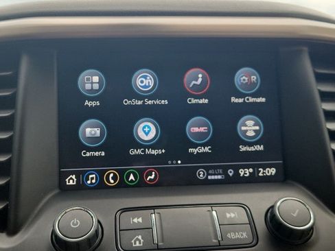Used 2023 GMC Acadia Denali w/ Denali Technology Package AWD/4WD image 26