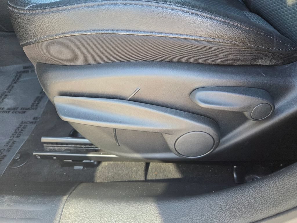 Used 2024 Jeep Compass Latitude AWD/4WD image 7