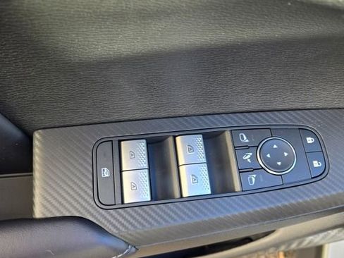 New 2025 Mitsubishi Outlander SE image 20