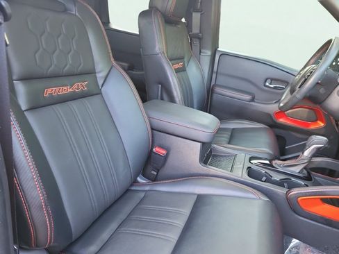 Used 2023 Nissan Frontier PRO-4X w/ Pro-4X Premium Package AWD/4WD image 19