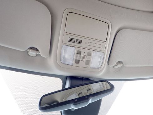 Used 2016 Honda Odyssey Touring image 51