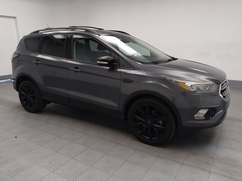 Used 2017 Ford Escape Titanium image 11