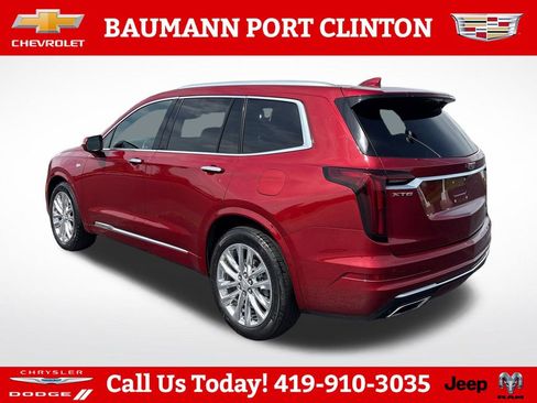Used 2020 Cadillac XT6 Premium Luxury FWD image 4