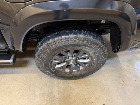 Used 2023 Toyota Tacoma SR5 image 9