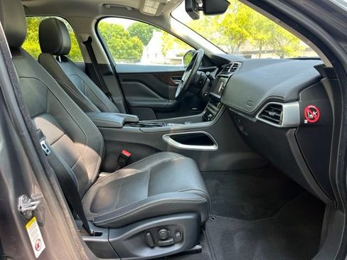 Used 2017 Jaguar F-PACE R-Sport AWD/4WD image 23