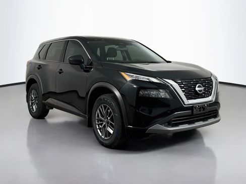 Used 2023 Nissan Rogue S AWD/4WD image 1