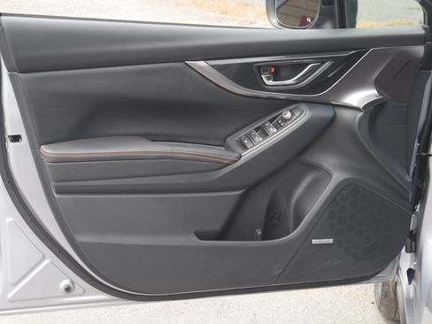 Used 2019 Subaru Crosstrek 2.0i Limited w/ Moonroof Package w/Navigation AWD/4WD image 33