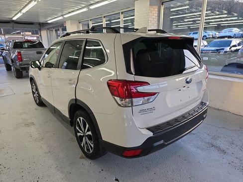 Used 2021 Subaru Forester Limited w/ Popular Package #3 image 3
