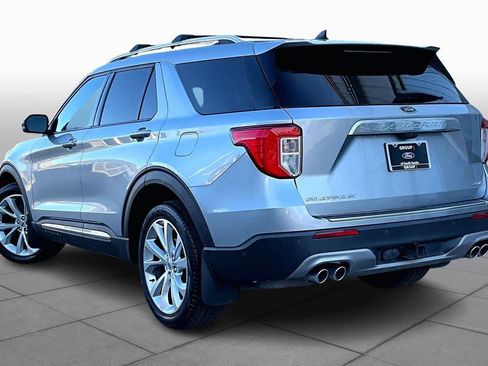 Used 2022 Ford Explorer Platinum w/ Equipment Group 601A image 11