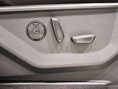 New 2025 Ford Expedition Max Platinum w/ Platinum Ultimate Package image 19