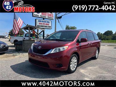 Used 2012 Toyota Sienna LE w/ Towing Pkg