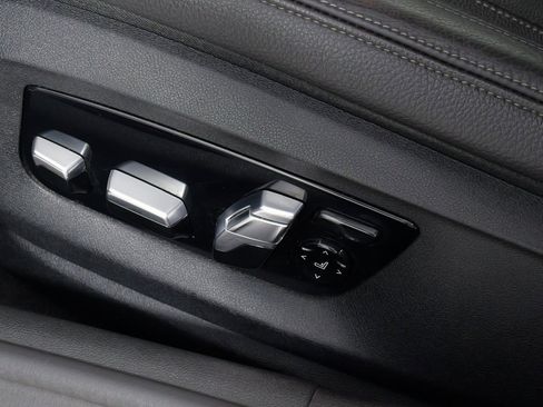 Used 2018 BMW 530i xDrive w/ M Sport Package image 50