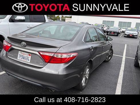 Used 2016 Toyota Camry SE FWD image 2