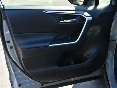 Used 2023 Toyota RAV4 XLE Premium FWD image 14