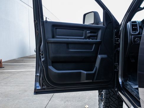 Used 2024 RAM 3500 Tradesman w/ Chrome Appearance Group image 37