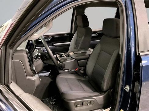 Used 2023 Chevrolet Silverado 1500 LT AWD/4WD image 26