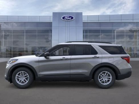 New 2026 Ford Explorer Active image 3