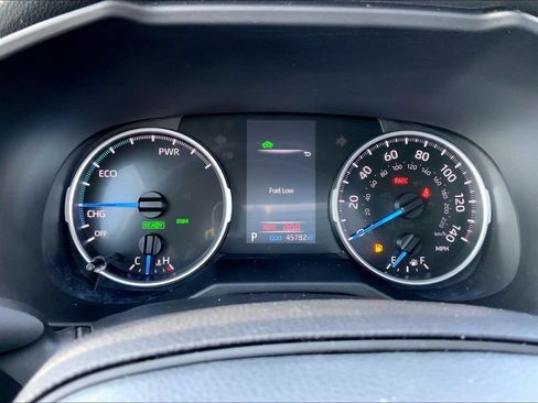 Used 2022 Toyota RAV4 XLE w/ Convenience Package AWD/4WD image 13