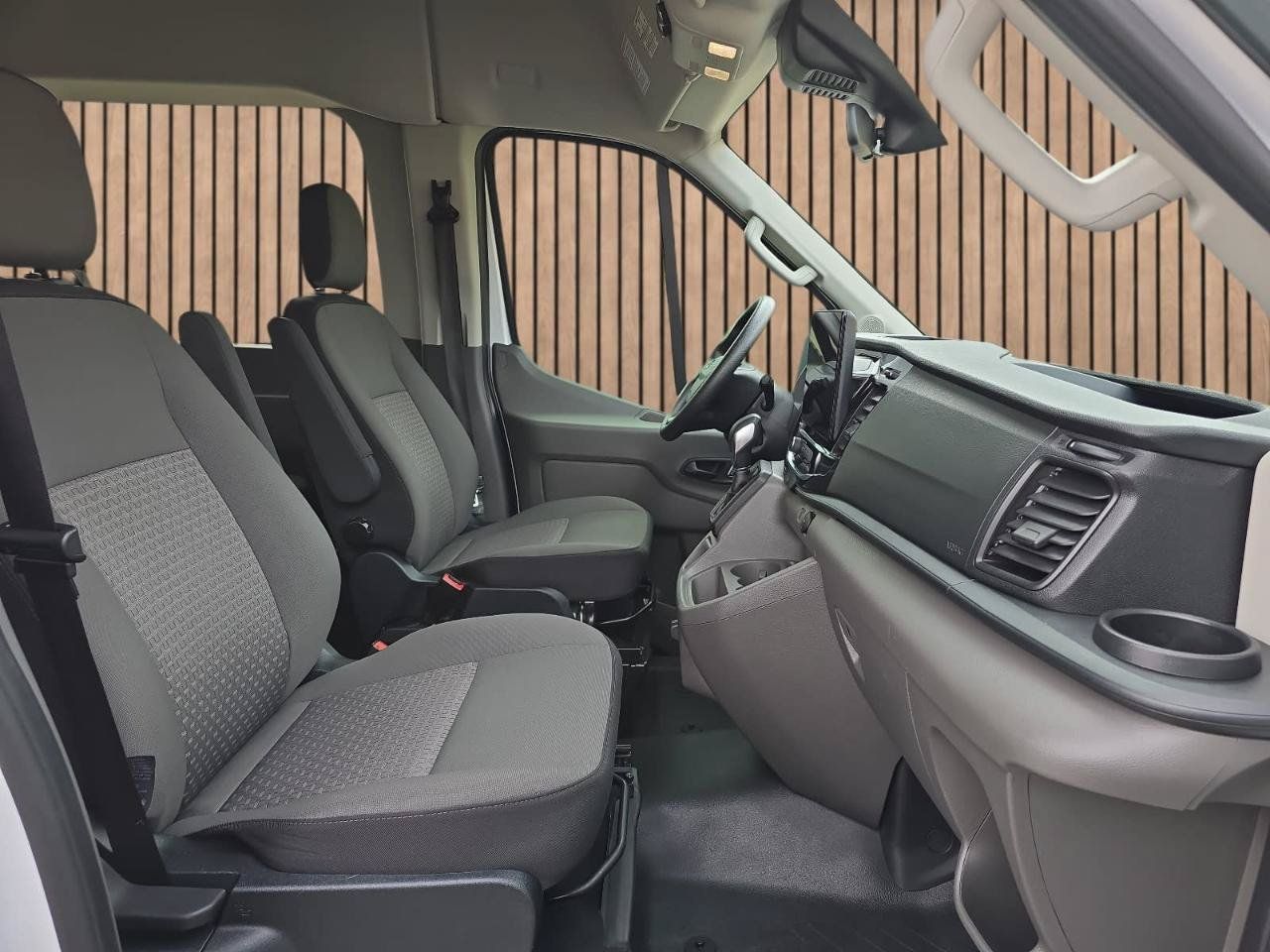 Used 2023 Ford Transit 350 XLT AWD/4WD image 20