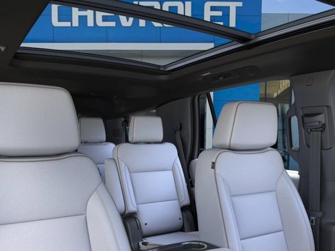 New 2026 Chevrolet Tahoe Premier w/ Sun And Tow Package AWD/4WD image 24