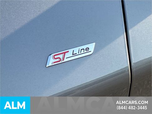 Certified 2025 Ford Explorer ST-Line AWD/4WD image 15