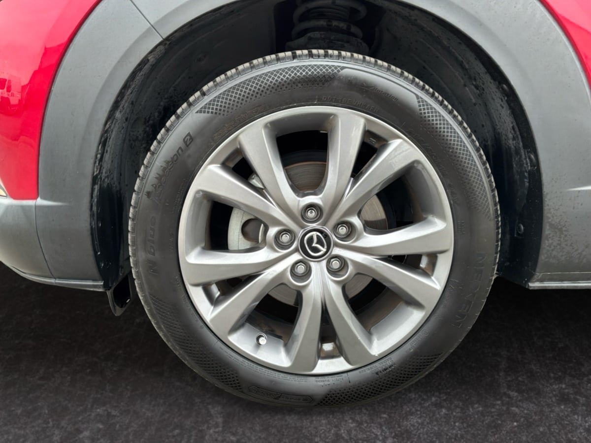 Used 2021 MAZDA CX-30 AWD 2.5 S w/ Premium Package image 9