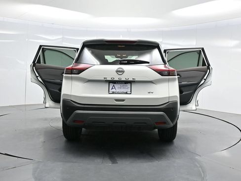Used 2023 Nissan Rogue SV FWD image 46