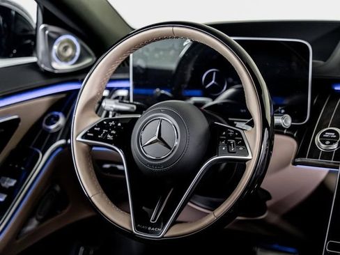 Used 2025 Mercedes-Benz Maybach S 680 4MATIC image 42